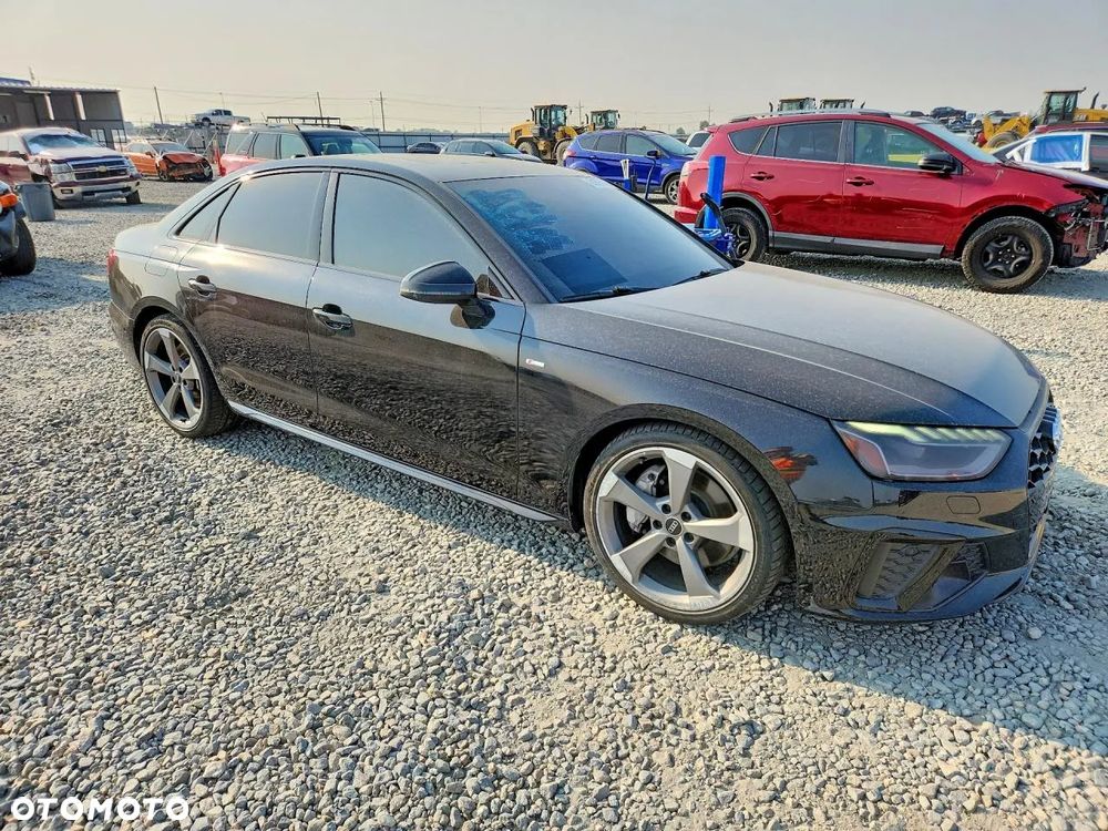 Audi A4 Limousine 45 TFSI quattro S tronic S line - 1