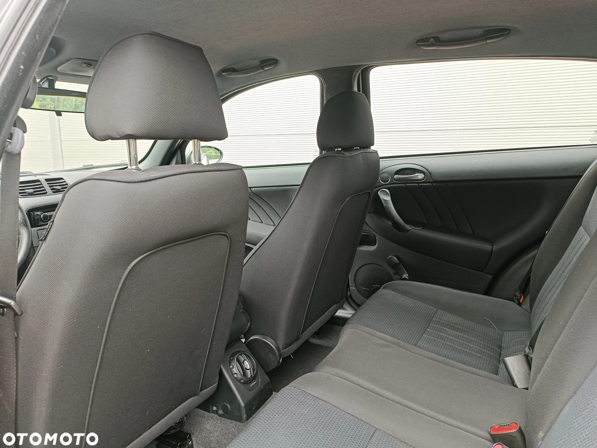 Alfa Romeo 147 1.6 Twin Spark 16V Corse - 12