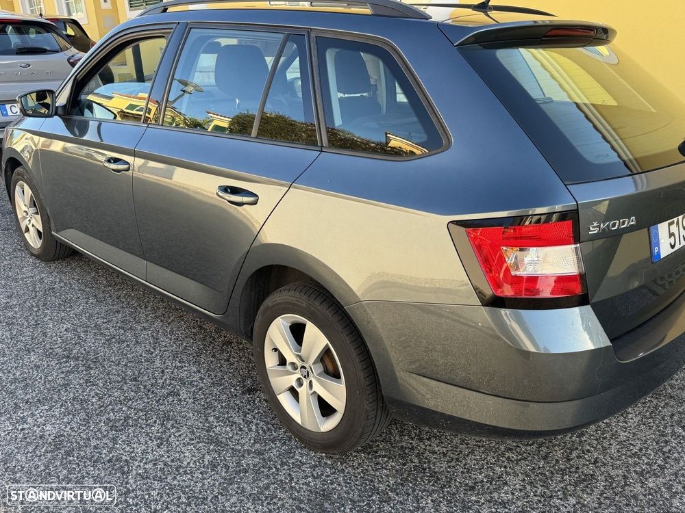 Skoda Fabia Break 1.0 Style - 4