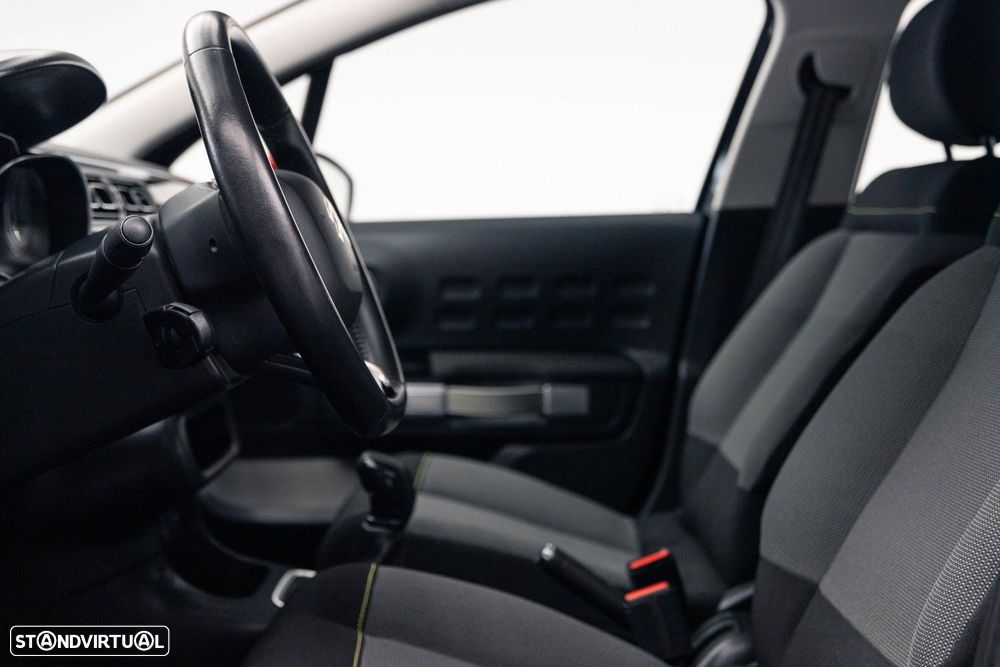 Citroën C3 1.2 PureTech Shine - 16