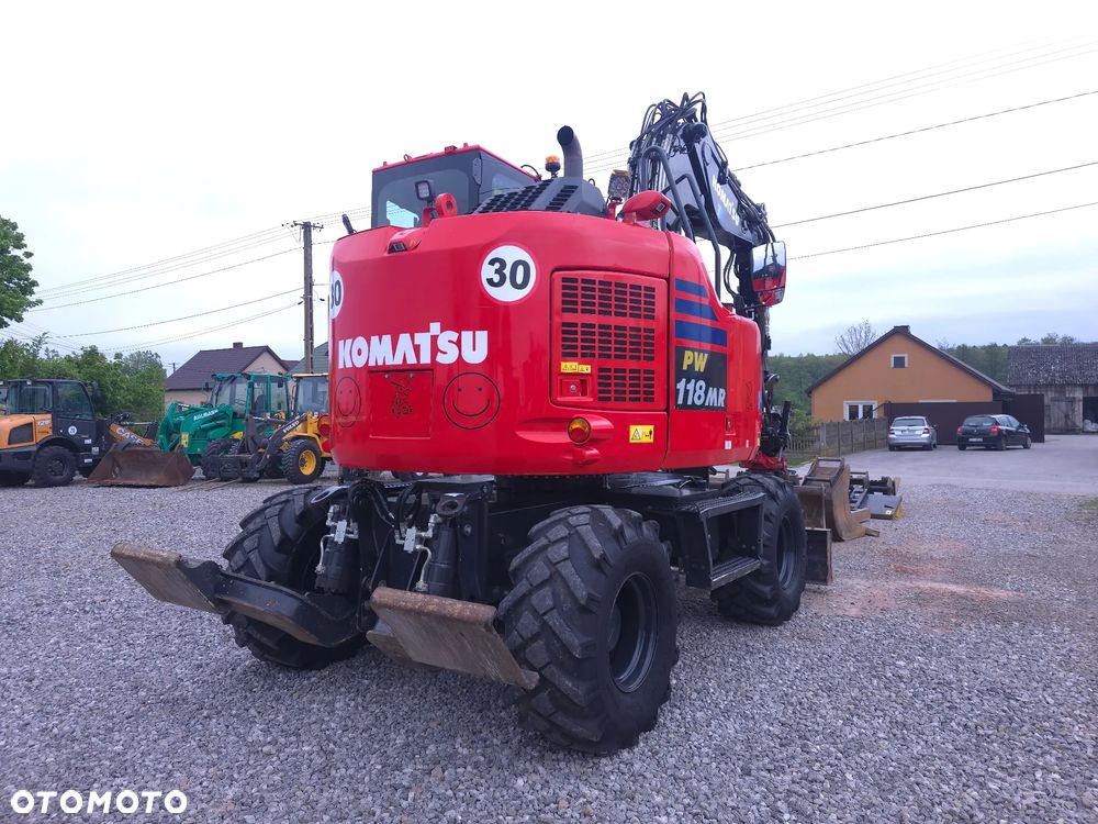Komatsu PW118-11 - 7