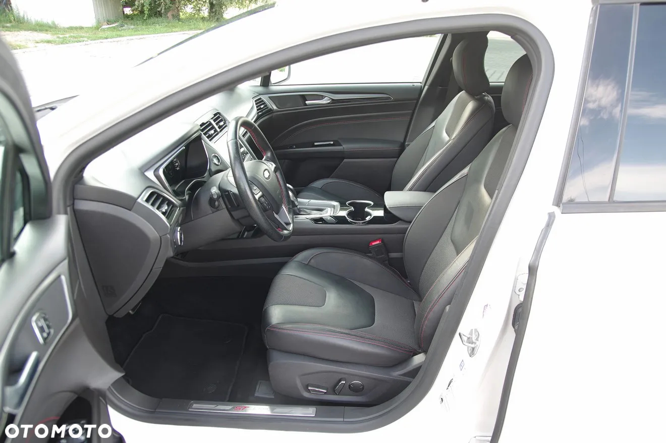 Ford Mondeo 2.0 TDCi Bi-Turbo ST-Line X PowerShift - 20