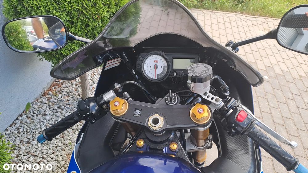 Suzuki GSX-R - 23