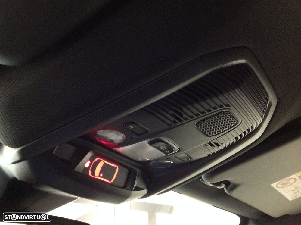 Peugeot 3008 1.5 BlueHDi Allure Pack EAT8 - 45