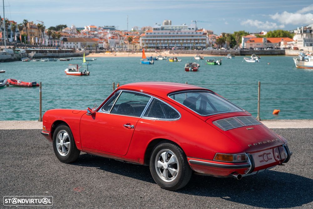 Porsche 911 Série F - 8