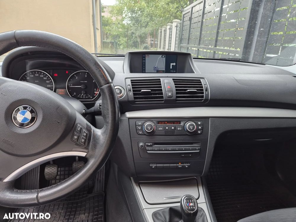 BMW Seria 1 118d - 11