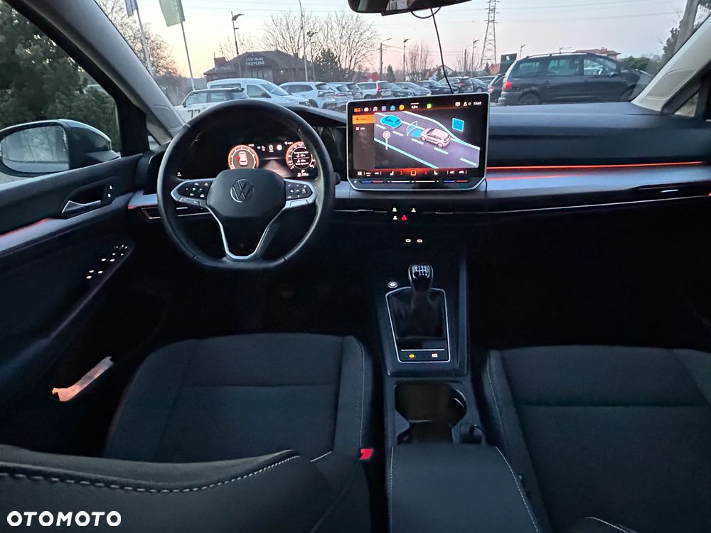 Volkswagen Golf 1.5 TSI Special Edition - 9