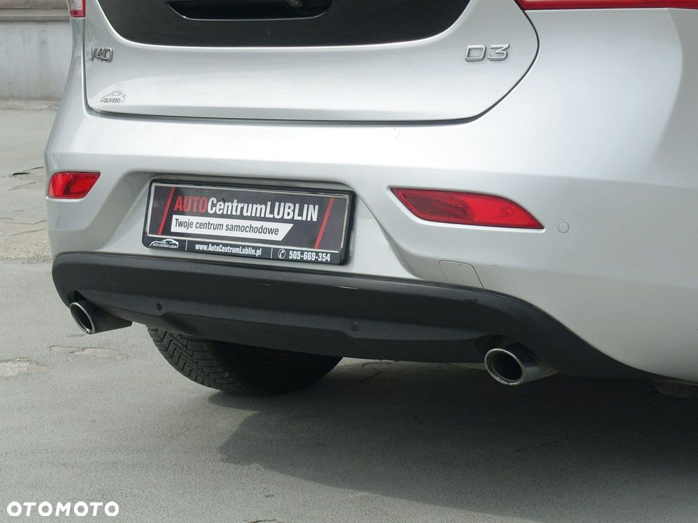 Volvo V40 D3 Geartronic Momentum - 31