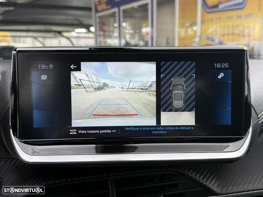 Peugeot 2008 1.2 PureTech GT EAT8 - 29