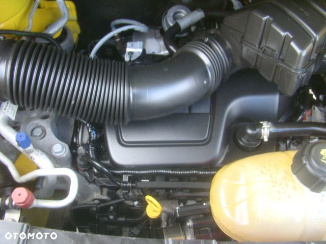 Renault TRAFIC - 21
