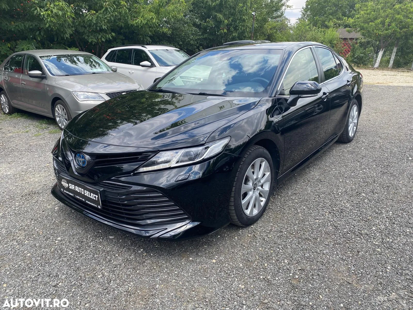 Toyota Camry 2.5 Hybrid Business - 10