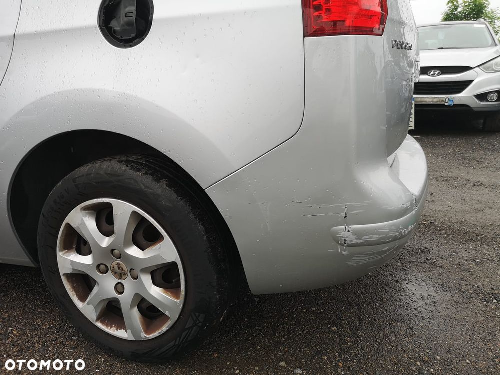 Peugeot 5008 1.6 HDi Premium - 17