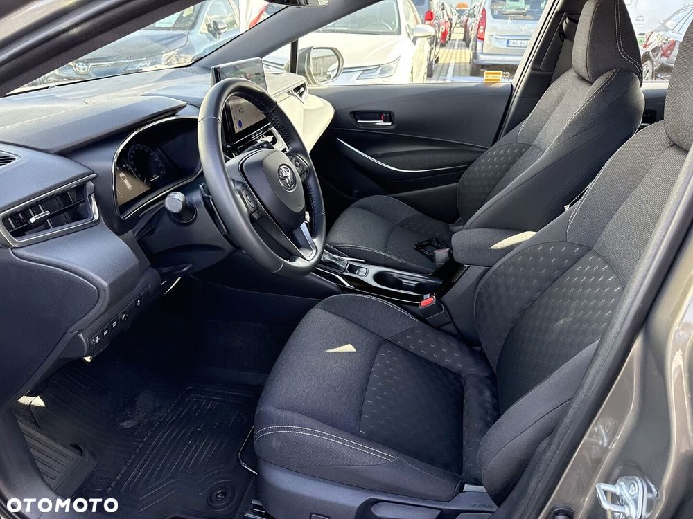 Toyota Corolla 2.0 Hybrid Comfort - 13