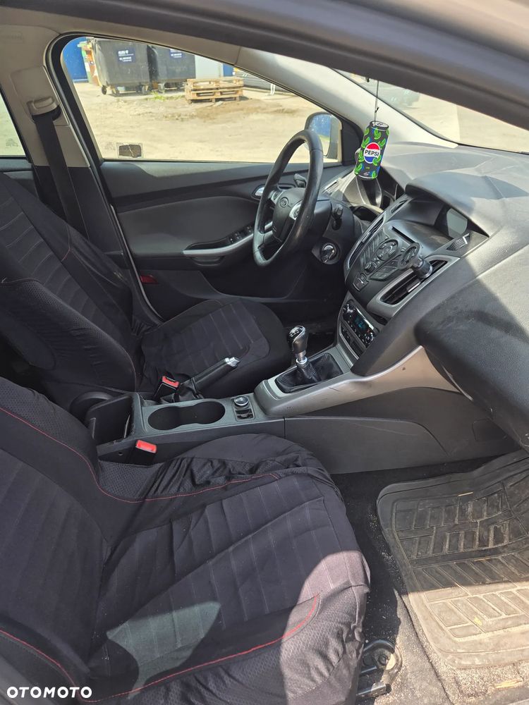 Ford Focus 1.6 TDCi Titanium - 8