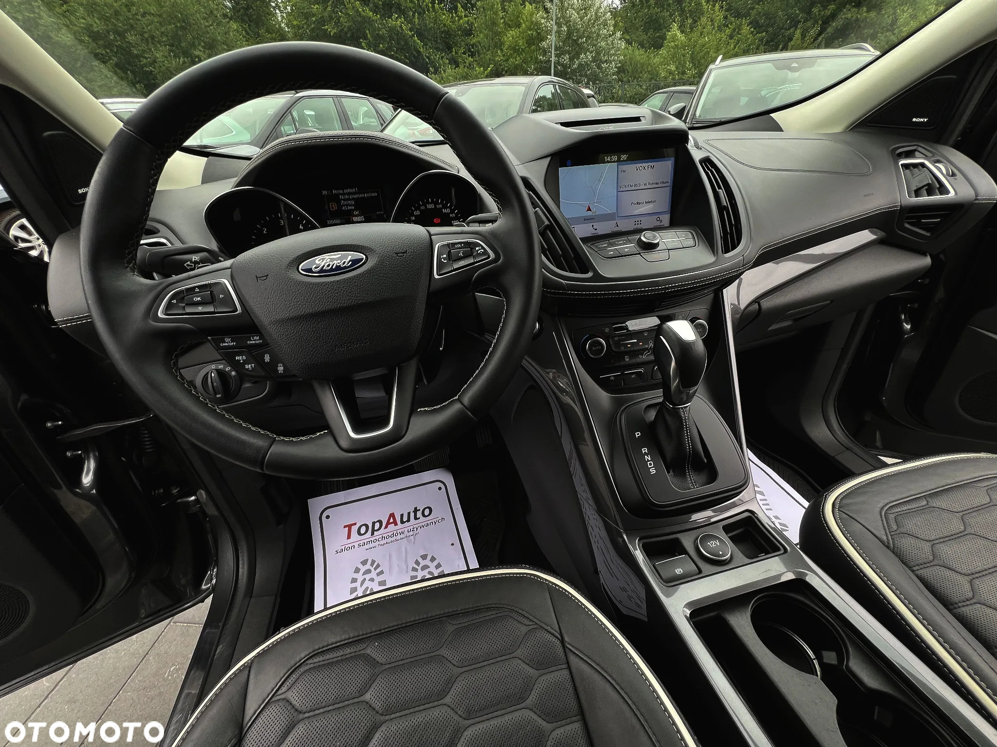Ford Kuga 2.0 TDCi 4x4 Vignale - 24