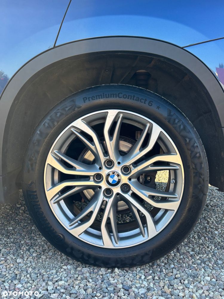 BMW X1 sDrive16d - 12