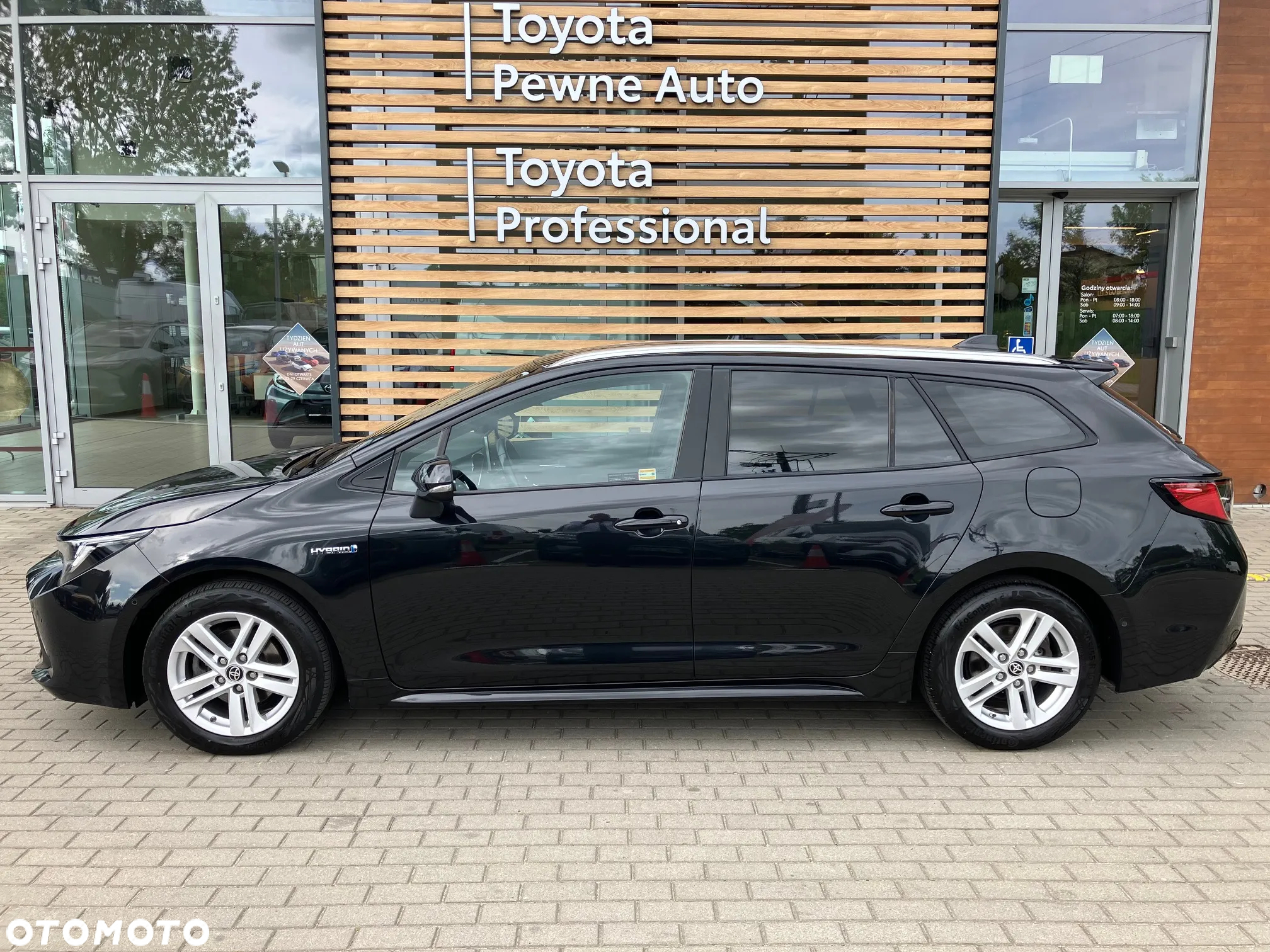 Toyota Corolla 1.8 Hybrid Comfort - 4