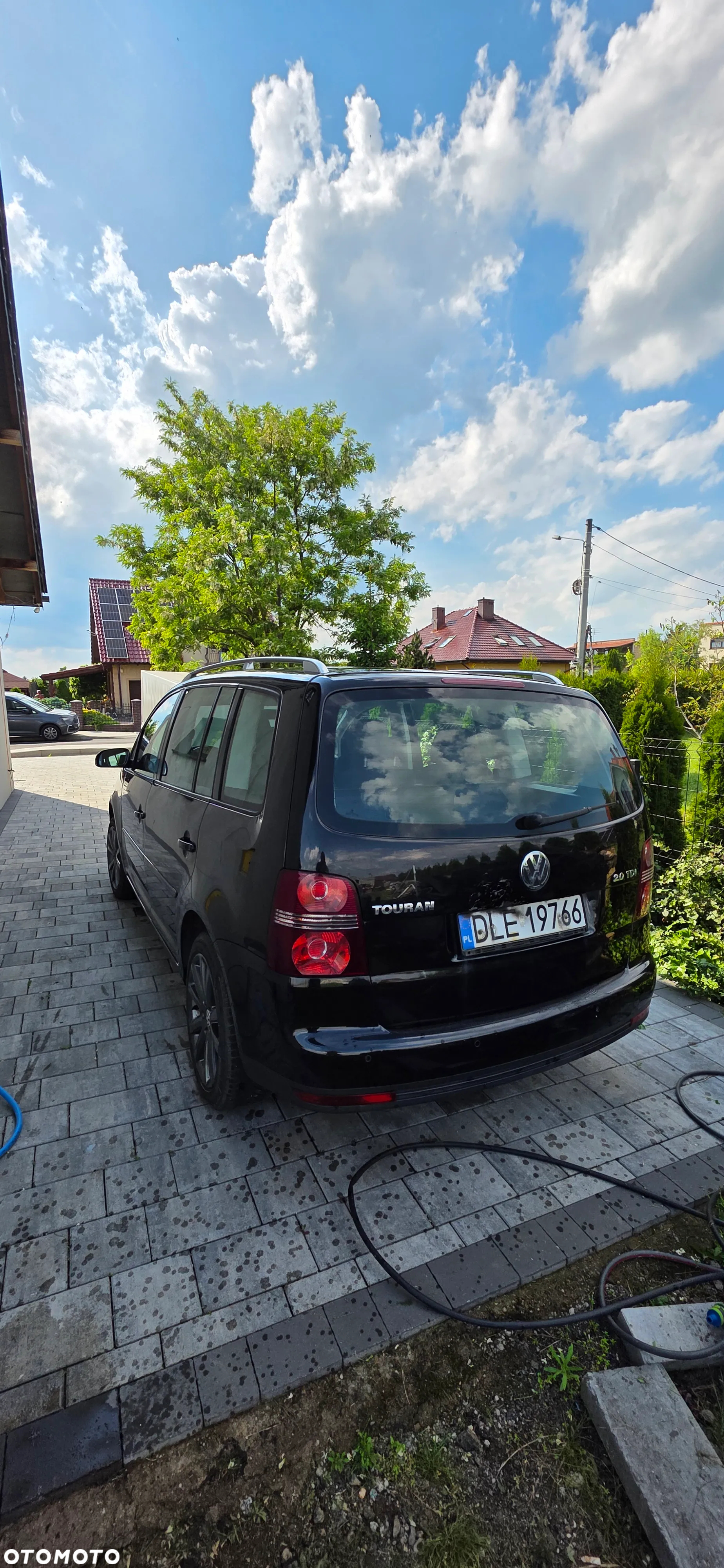 Volkswagen Touran - 2