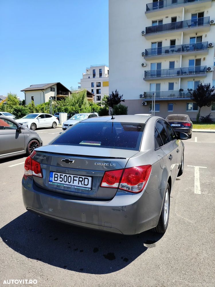 Chevrolet Cruze 1.6 BASE G1 - 7