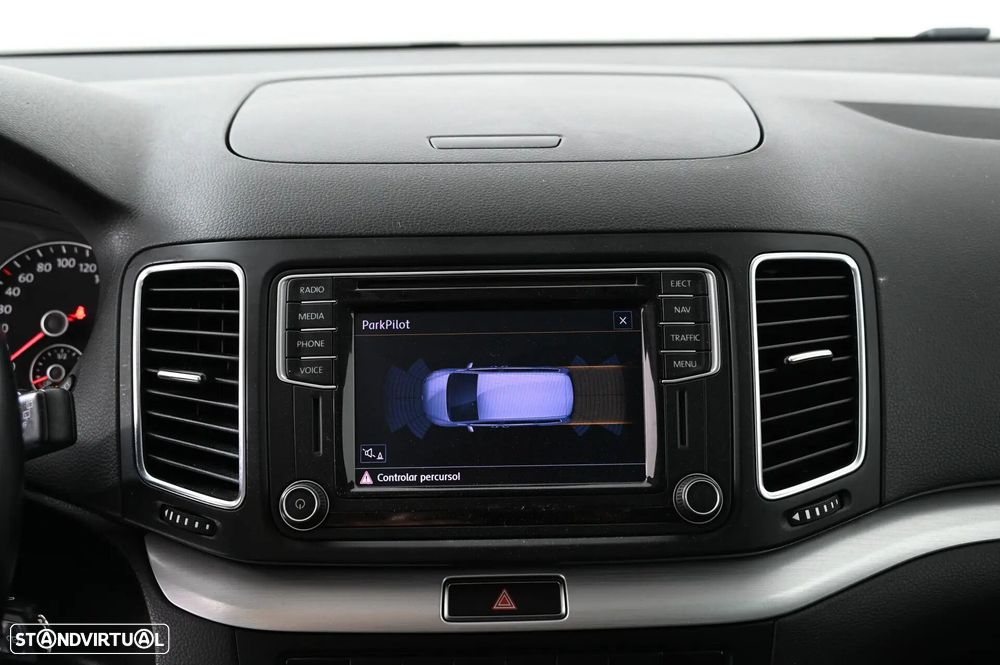 VW Sharan 2.0 TDI Confortline - 20