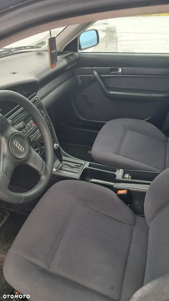 Audi 100 - 5