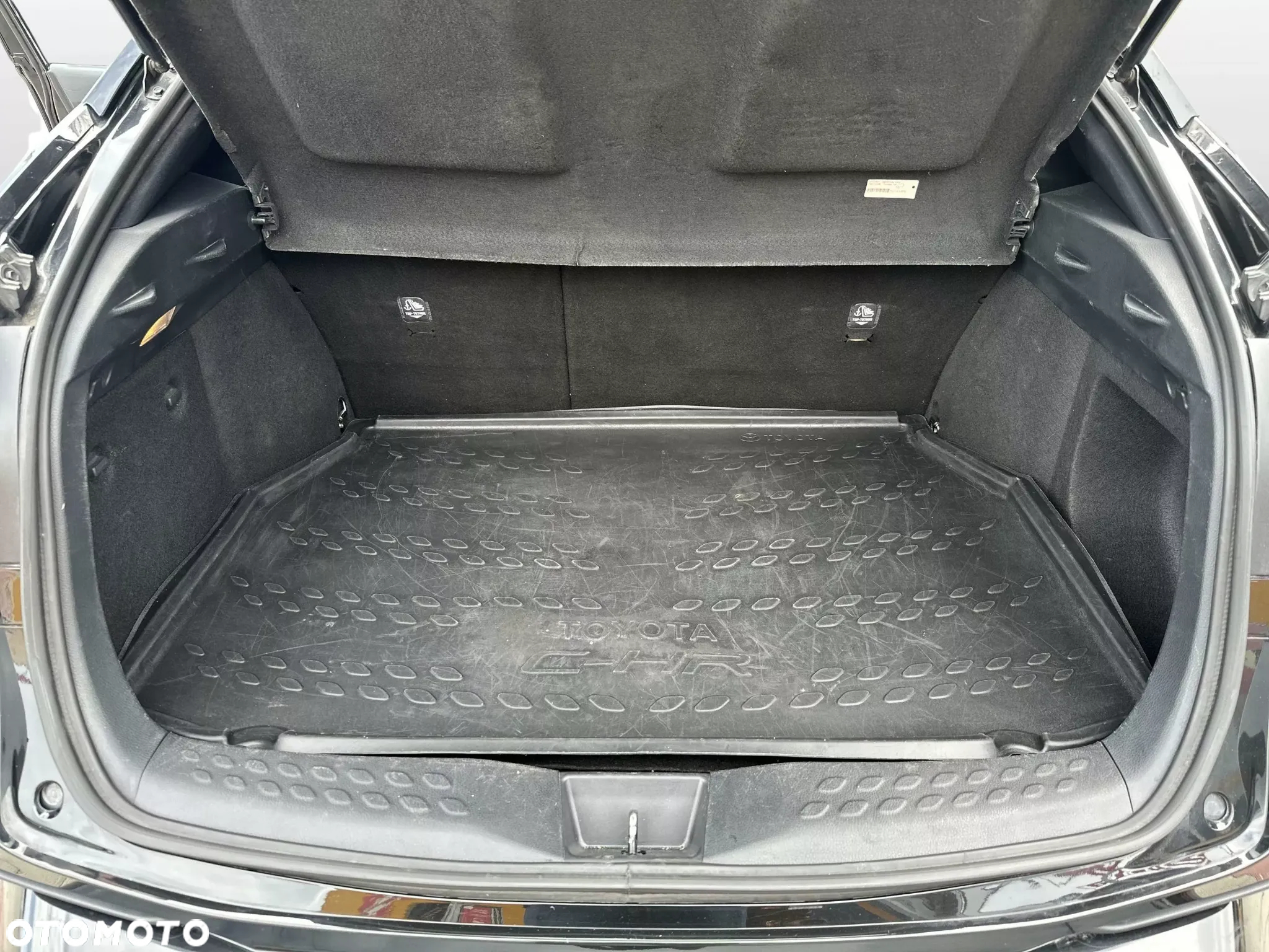 Toyota C-HR 2.0 Hybrid Style - 13