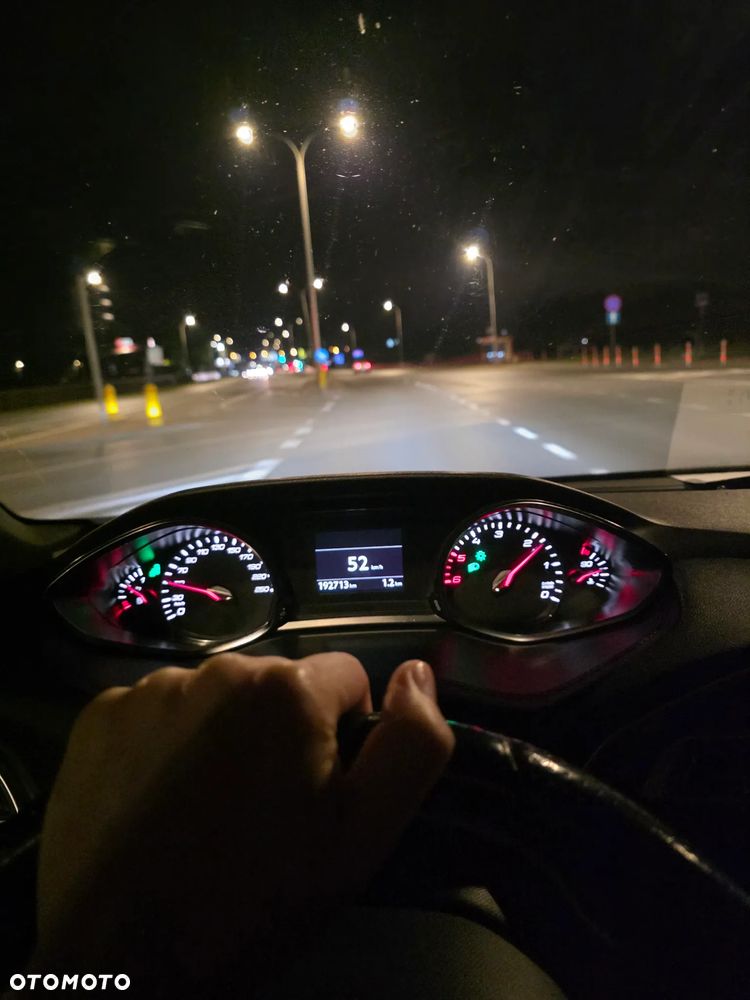 Peugeot 308 - 9