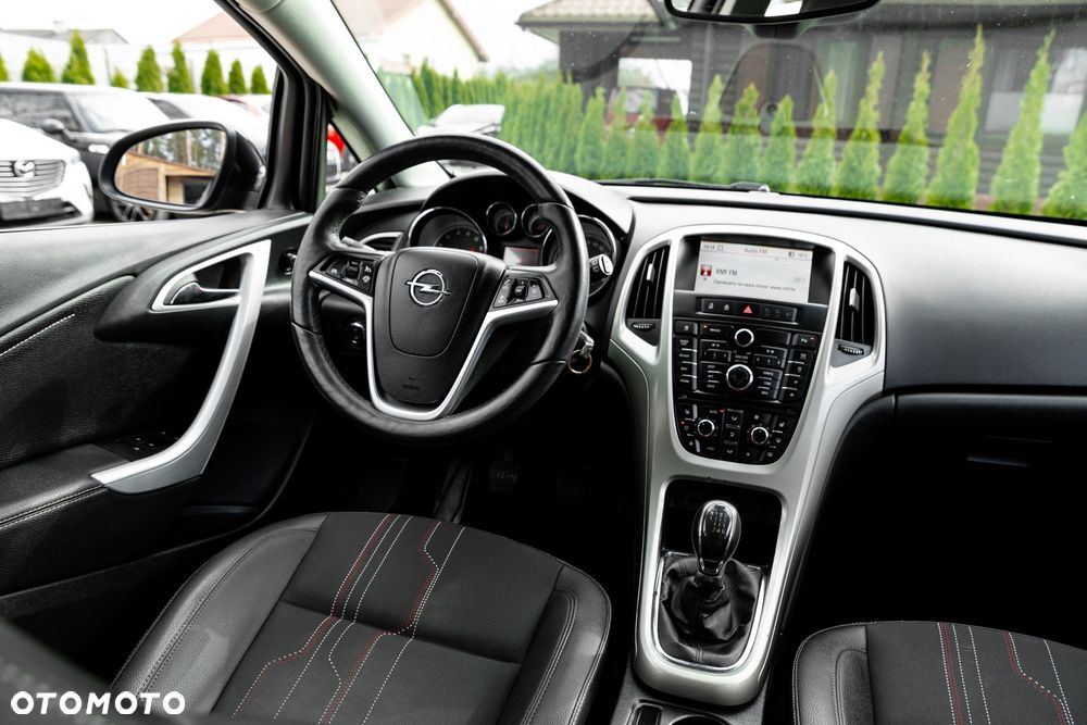 Opel Astra 1.4 Turbo - 27