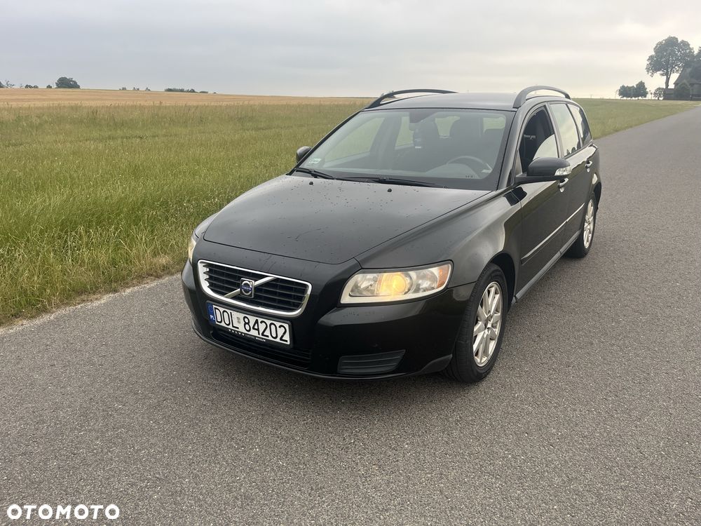 Volvo V50 - 1