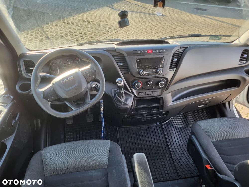 Iveco 35S16 - 11