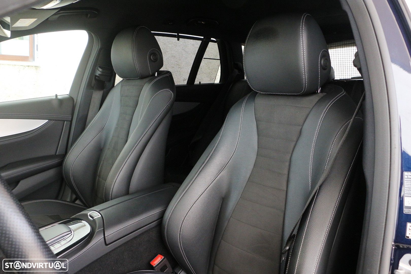 Mercedes-Benz E 300 de AMG Line - 42