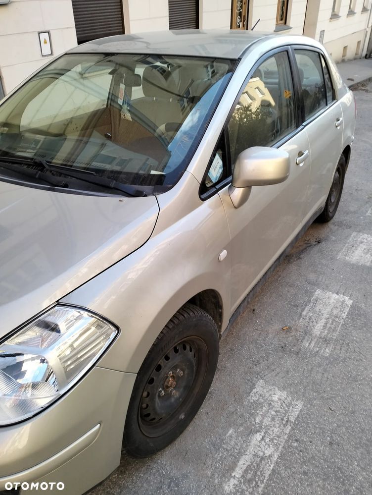 Nissan Tiida 1.6 Visia - 7