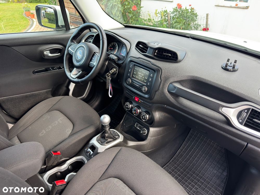 Jeep Renegade 1.6 E-TorQ Longitude - 28