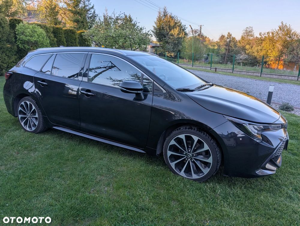 Toyota Corolla - 10