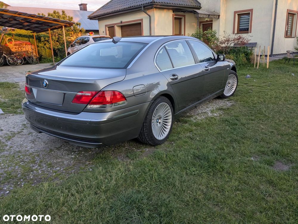 BMW Seria 7 730Ld - 12