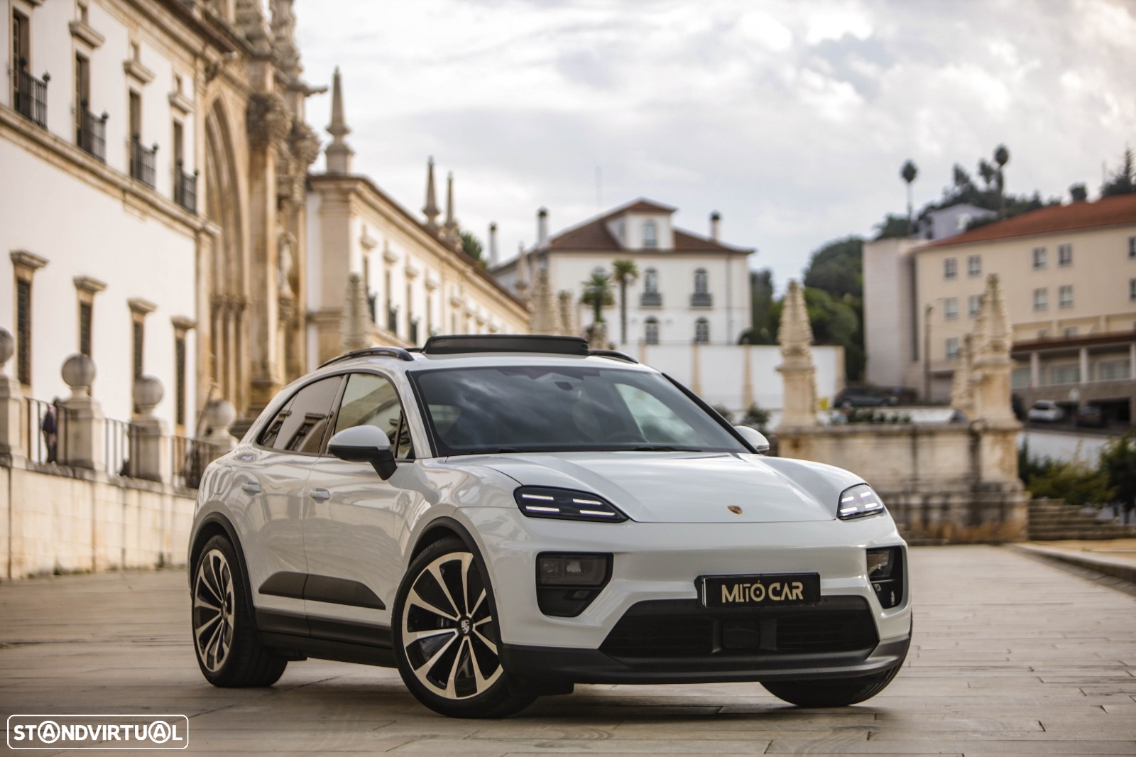 Porsche Macan Electric 4 - 43