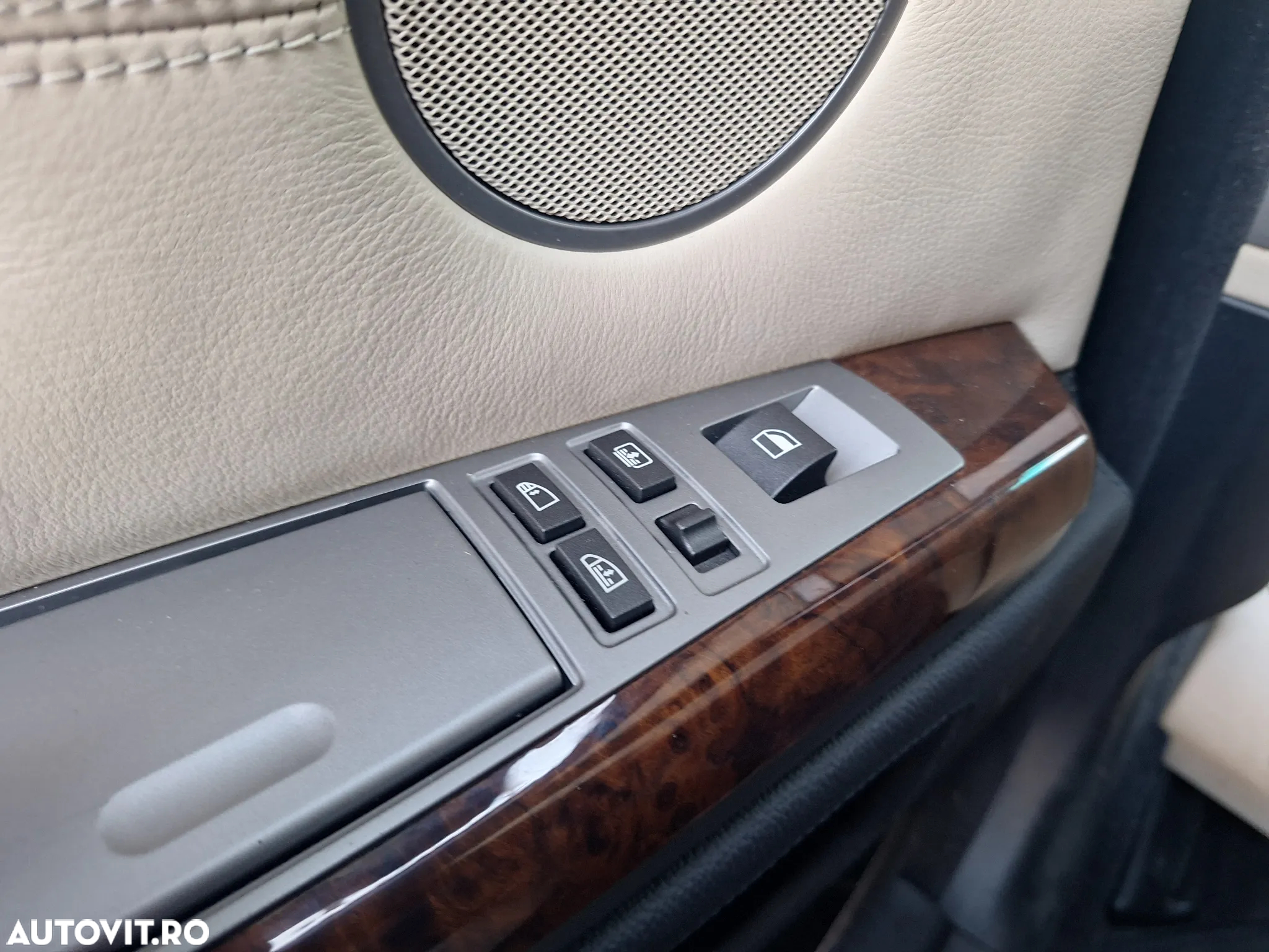 BMW Seria 7 760i A - 16