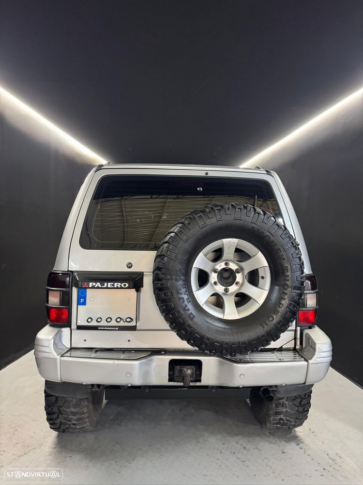 Mitsubishi Pajero 2.8 TD GLX - 4