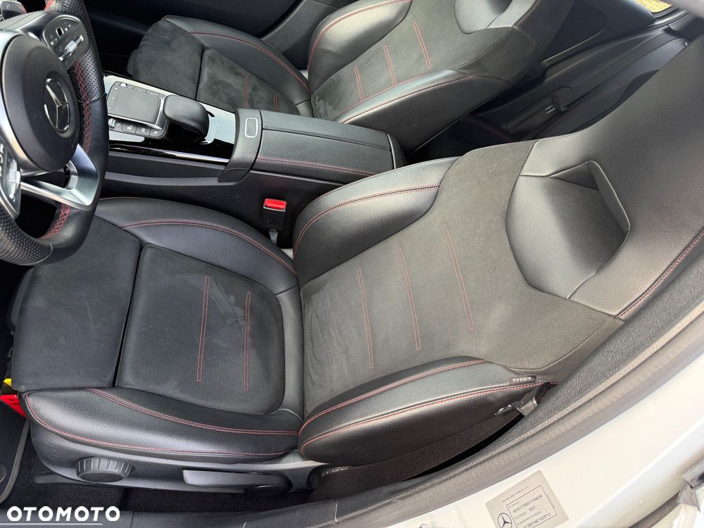 Mercedes-Benz Klasa A 180 AMG Line 7G-DCT - 15