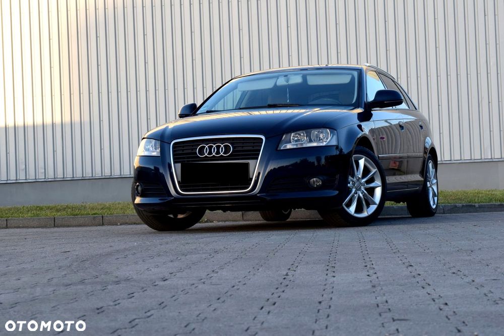 Audi A3 Sportback 1.6 S line Sportpaket plus - 3