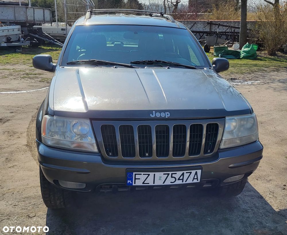 Jeep Grand Cherokee - 14