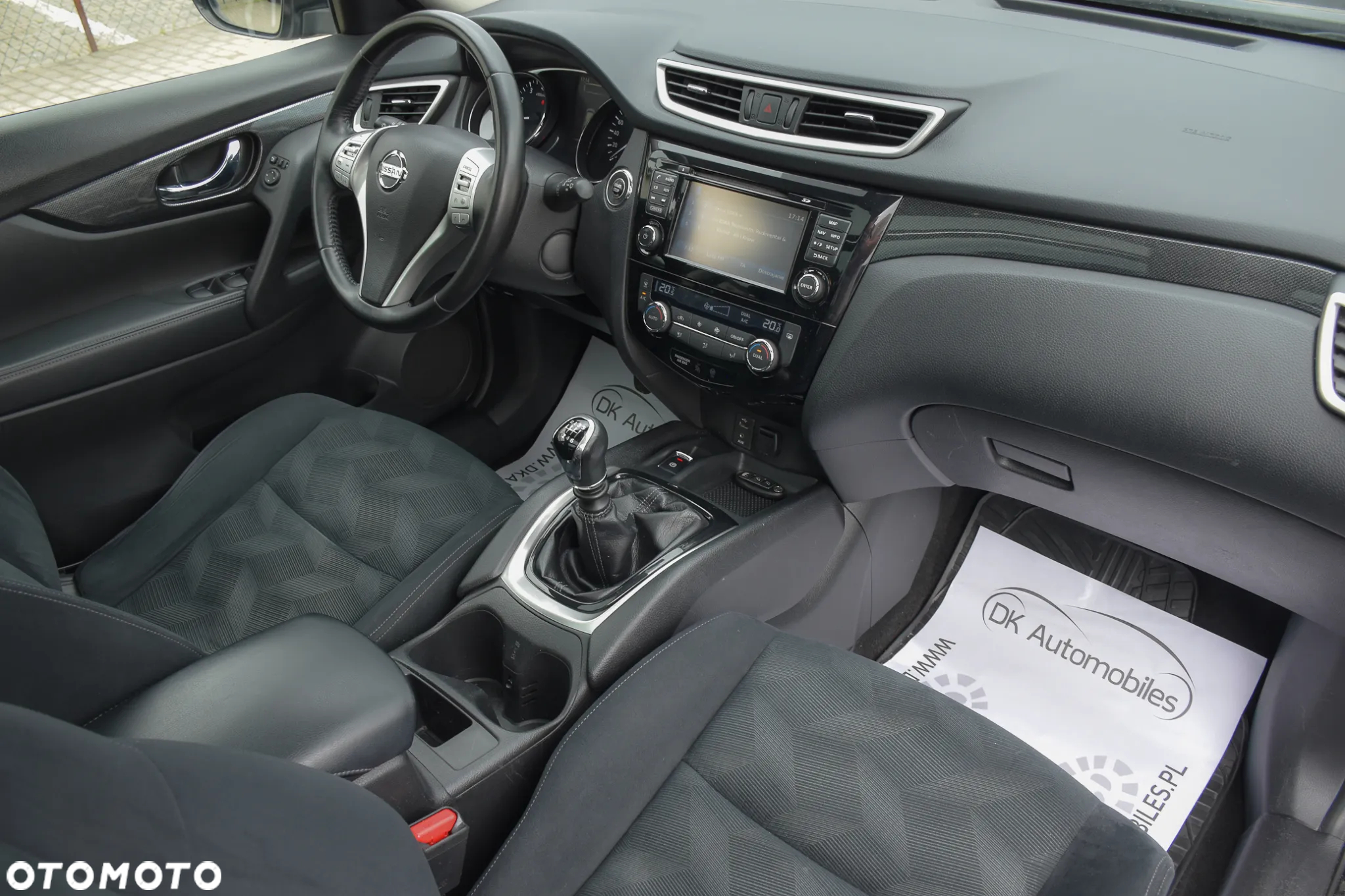 Nissan X-Trail 1.6 DIG-T Tekna - 24