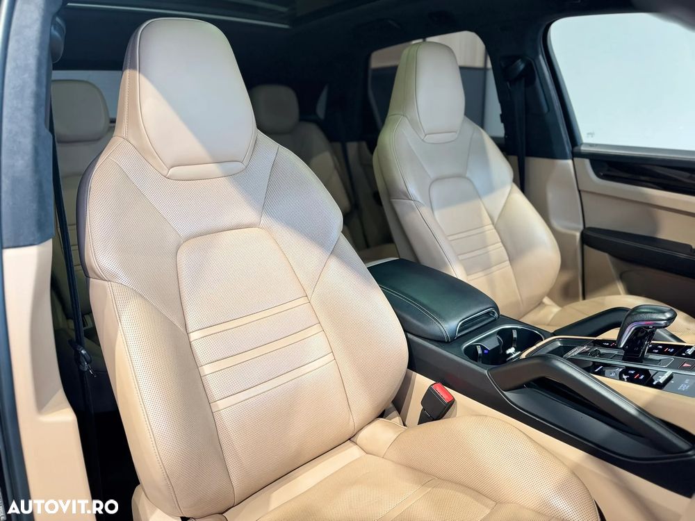 Porsche Cayenne S Tiptronic S - 13