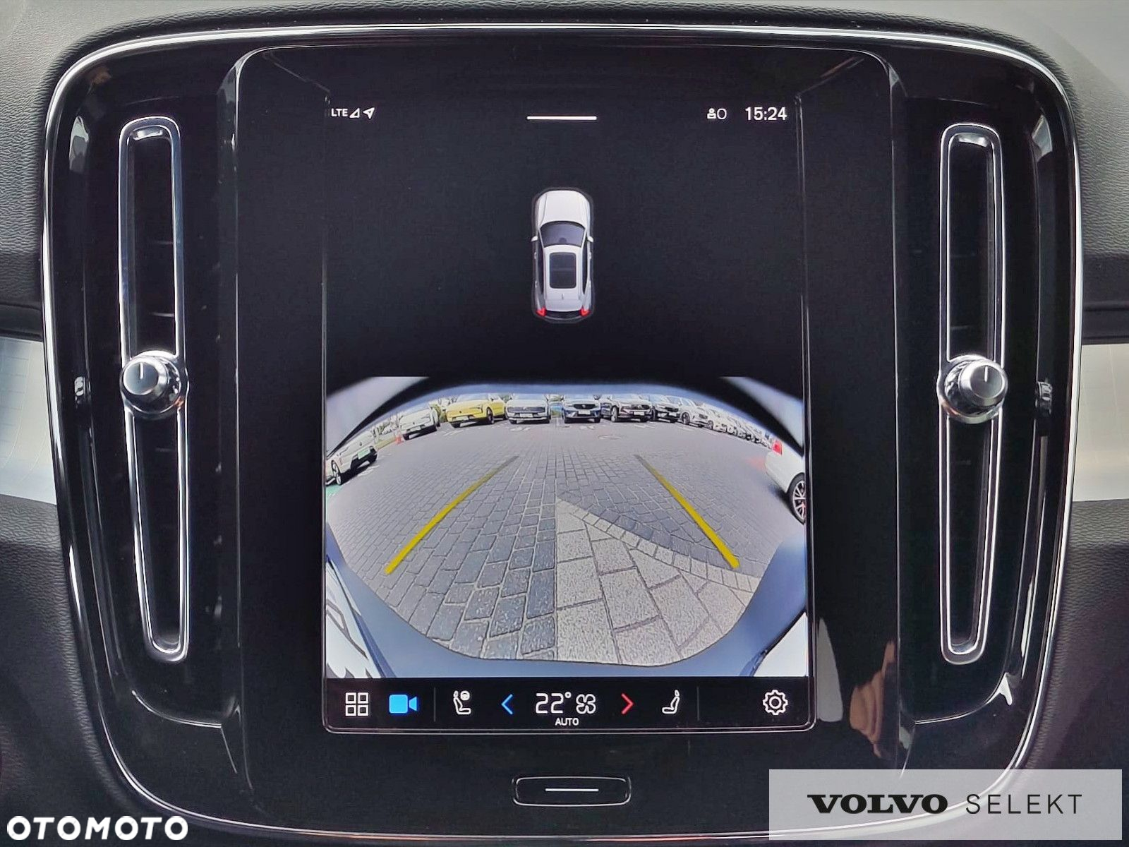 Volvo XC 40 - 22