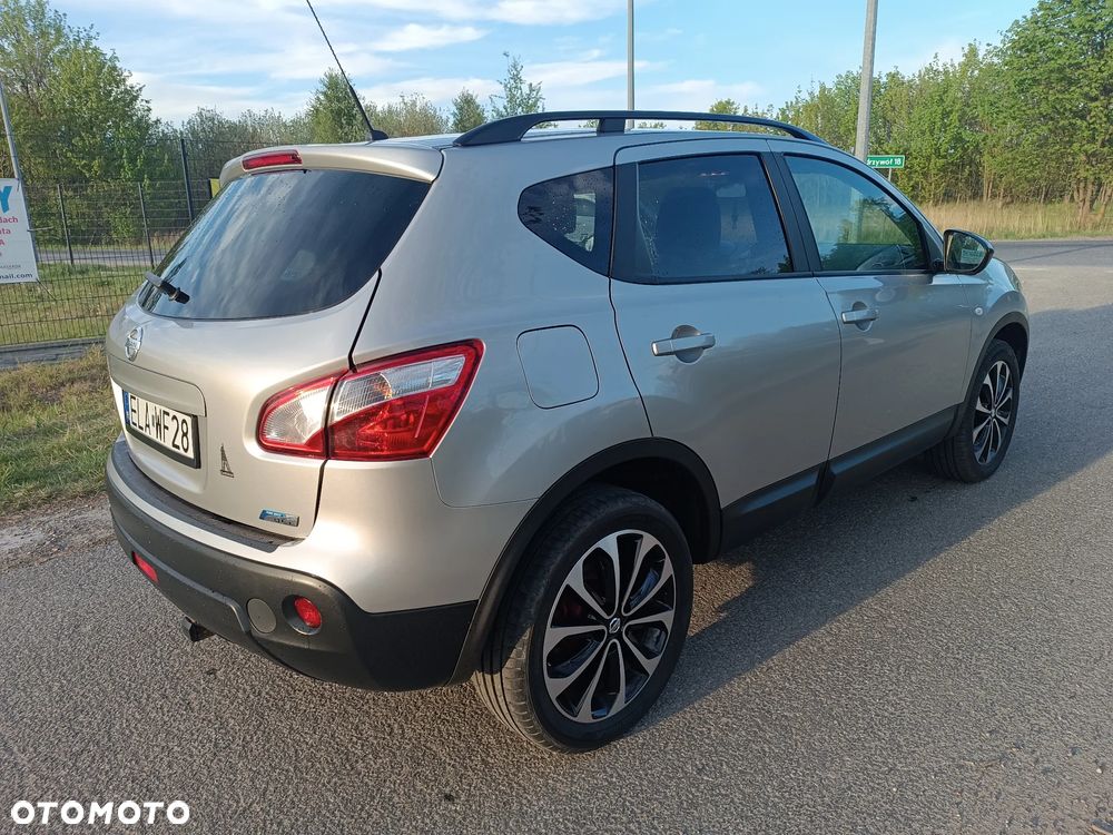 Nissan Qashqai 1.6 dCi DPF tekna - 3