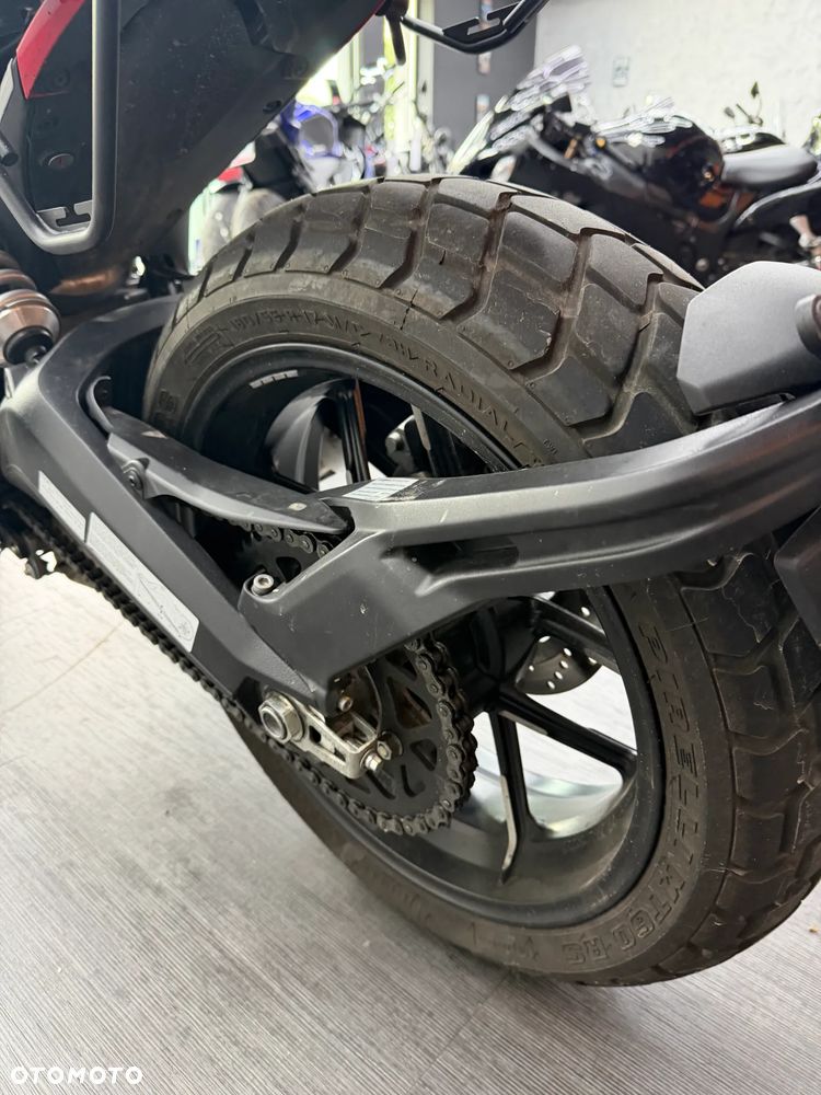 Ducati Scrambler - 11