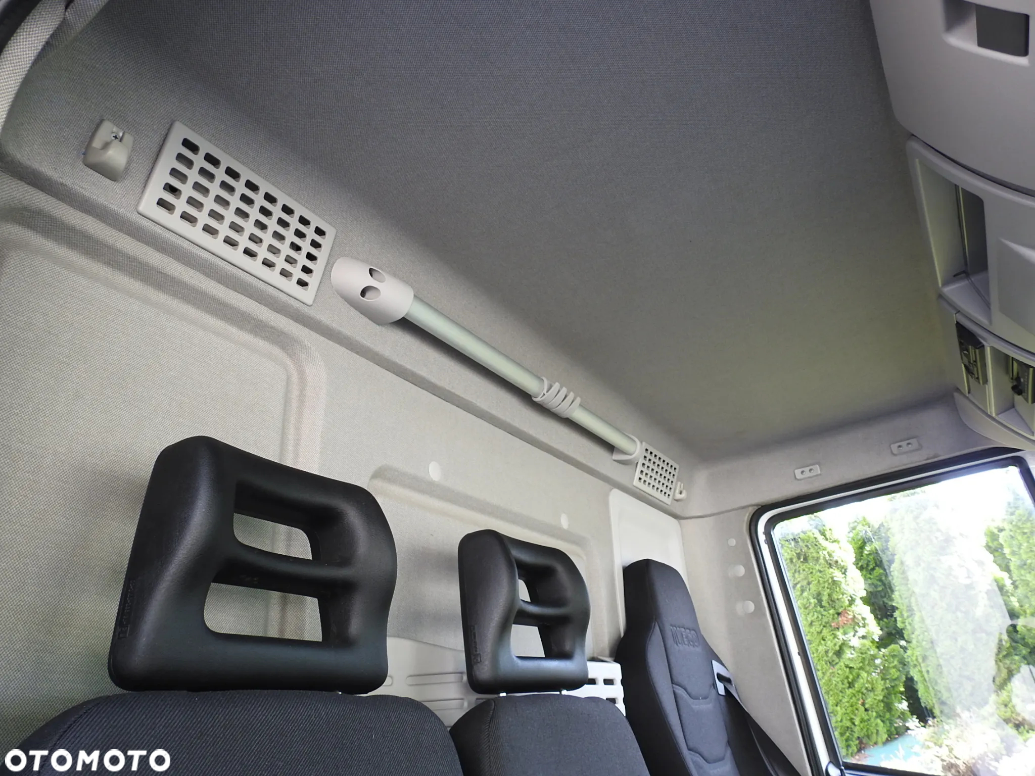 Iveco EUROCARGO 120 - 220 PLANDEKA WINDA 20 PALET AUTOMAT KLIMATYZACJA LEDY PNEUMATYKA BLIŻNIACZE KOŁA 220KM [ 3955 ] - 40