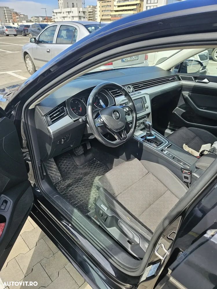 Volkswagen Passat - 6