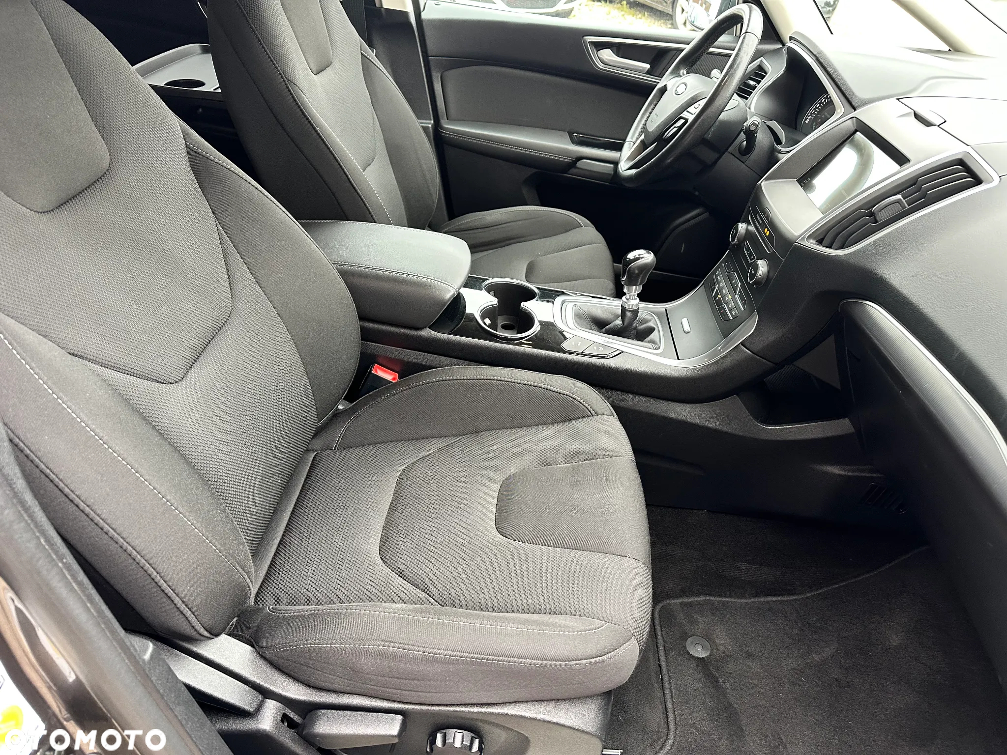 Ford S-Max 1.5 Eco Boost Start-Stopp Titanium - 30