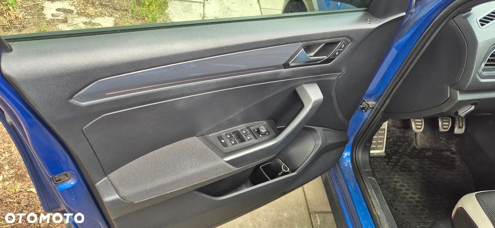 Volkswagen T-Roc 1.5 TSI GPF ACT Premium - 6